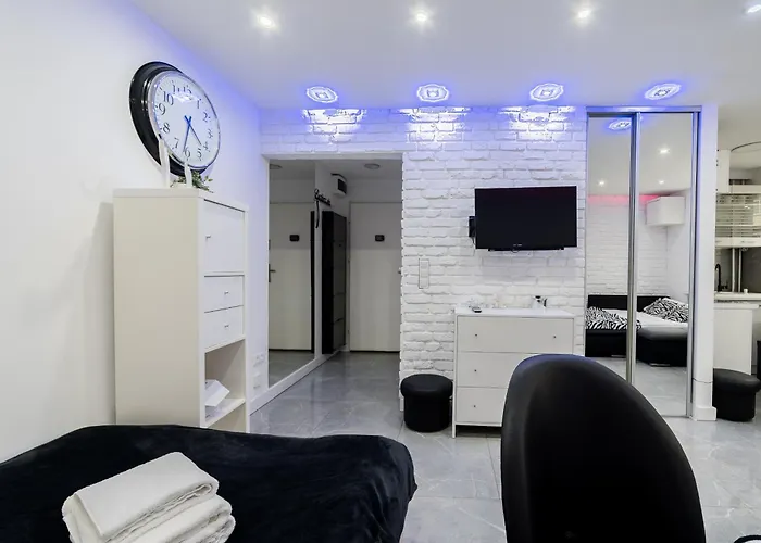 Wierzbiecice Comfort By Bookinghost *