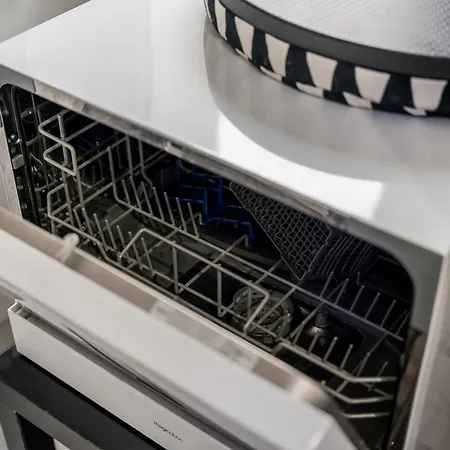 Apartamento Wierzbiecice Comfort By Bookinghost