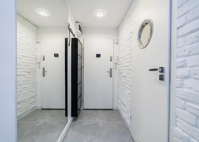 Apartamento Wierzbiecice Comfort By Bookinghost Poznan