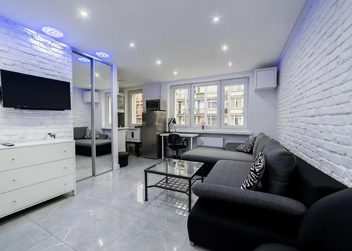 Wierzbiecice Comfort By Bookinghost Apartamento *