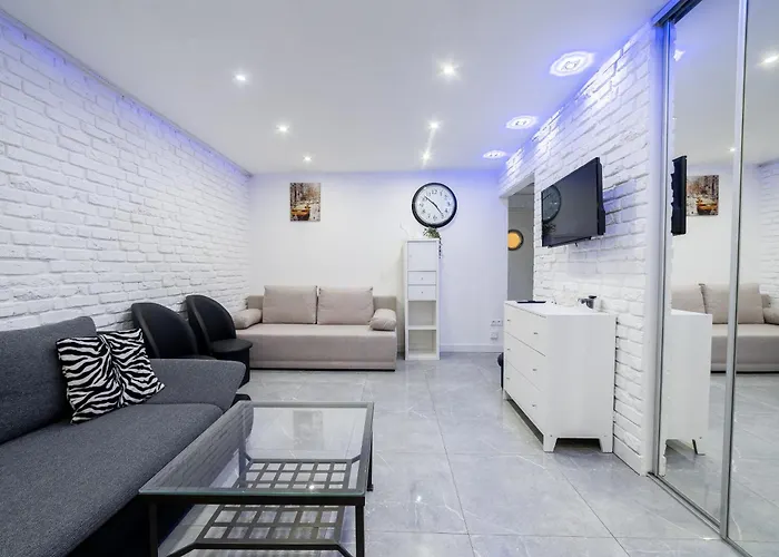 Wierzbiecice Comfort By Bookinghost Apartamento