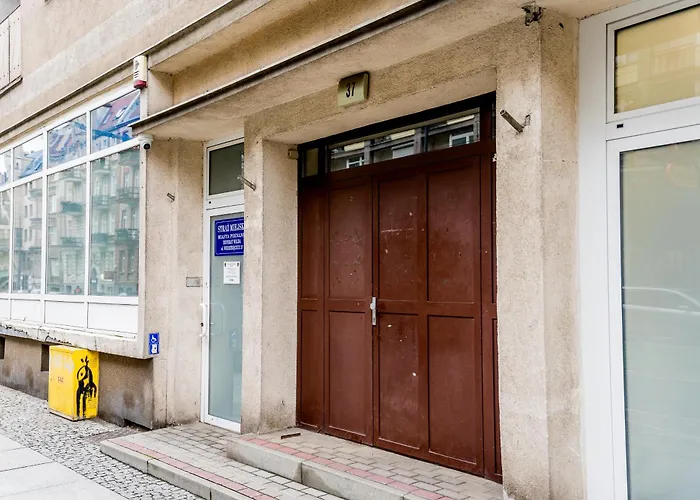 Apartamento Wierzbiecice Comfort By Bookinghost